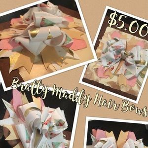 🎀Bows🎀 big full bow $8.00